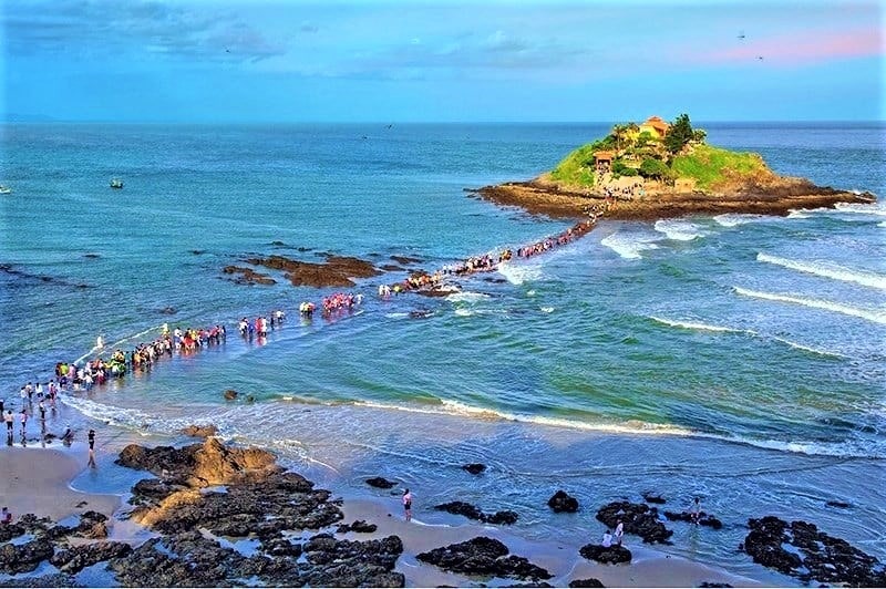Hòn Bà – Hòn Đảo Bí Ẩn Giữa Biển