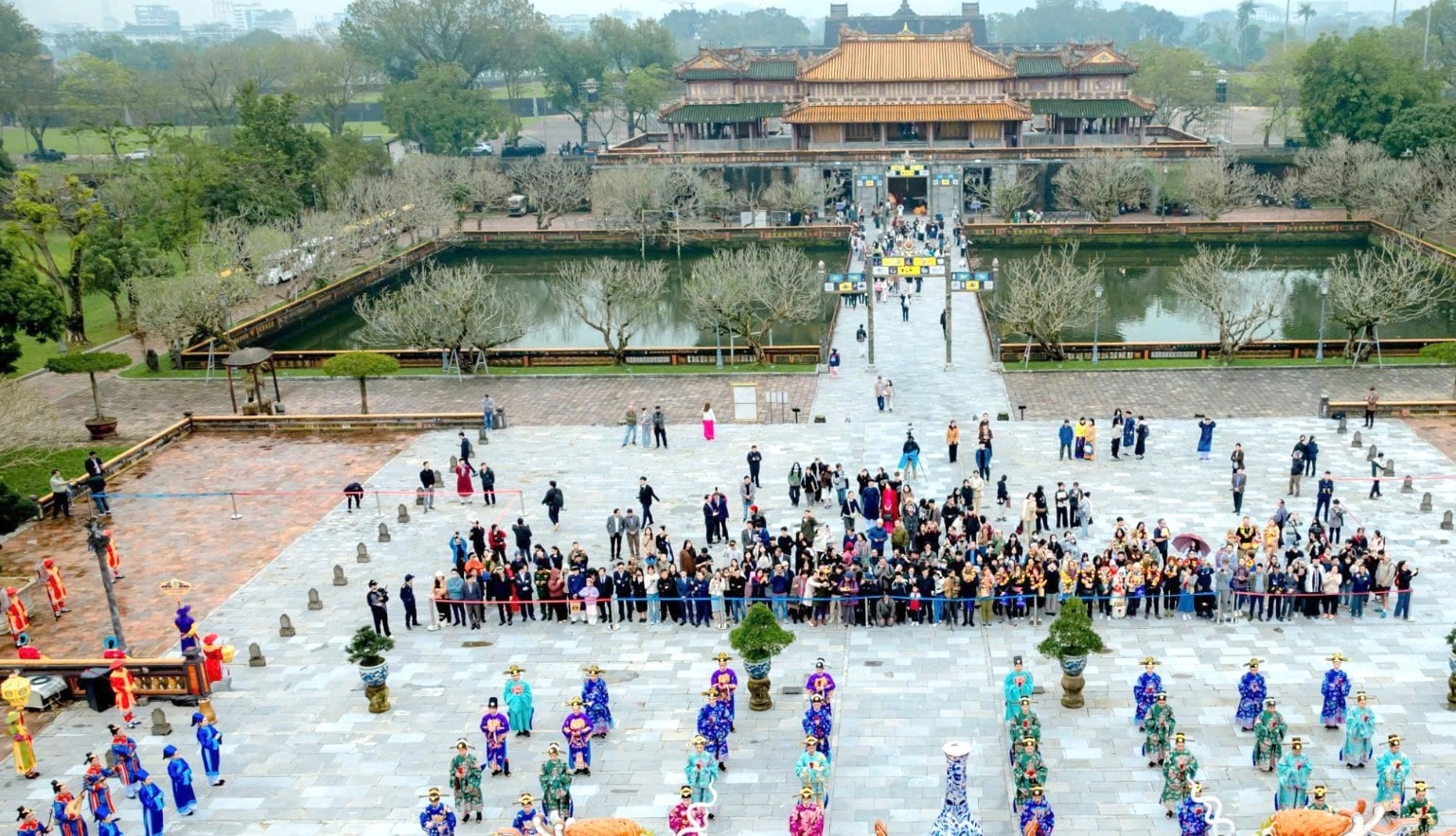 Du Lịch Miền Trung 2025: Tín Hiệu Khởi Sắc Từ Ngày Đầu Năm Mới