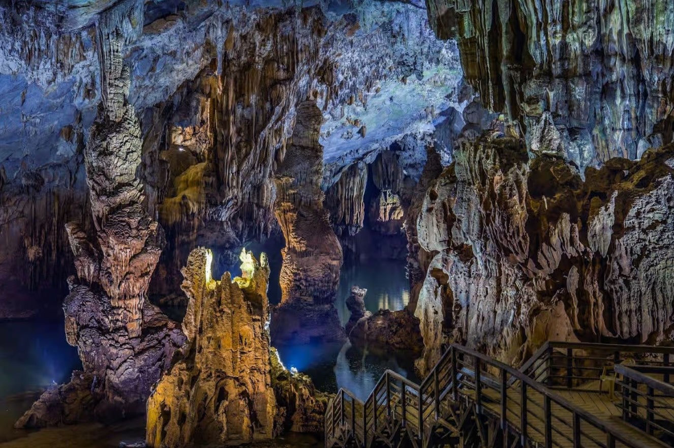 Khám Phá Động Phong Nha Và Những Điều Không Phải Ai Cũng Biết