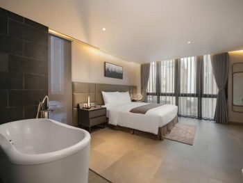 LEGEND Boutique Hotel