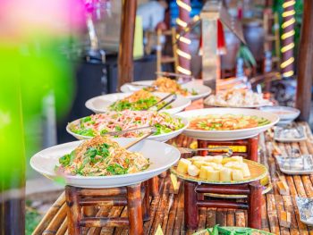 Vé Buffet gánh tại nhà hàng Làng Việt - Ký Ức Hội An
