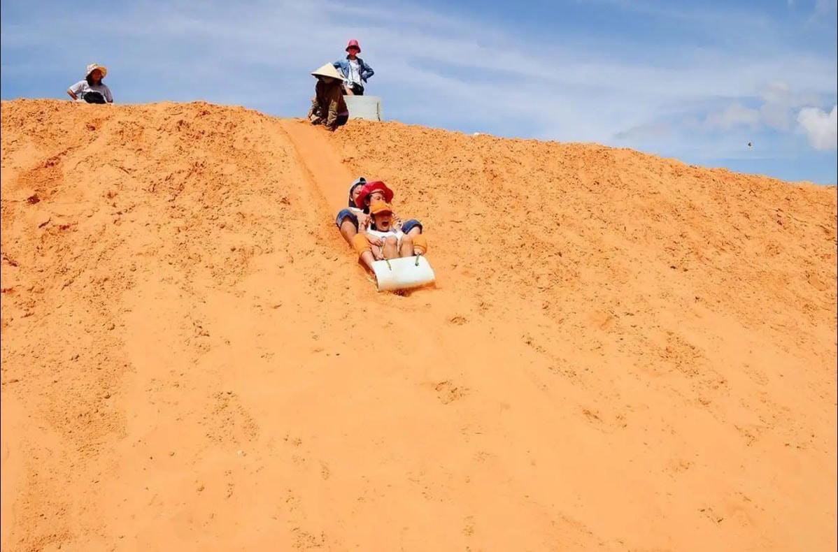 Đồi Cát Nam Cương: "Sa Mạc" Huyền Bí Giữa Lòng Phan Rang