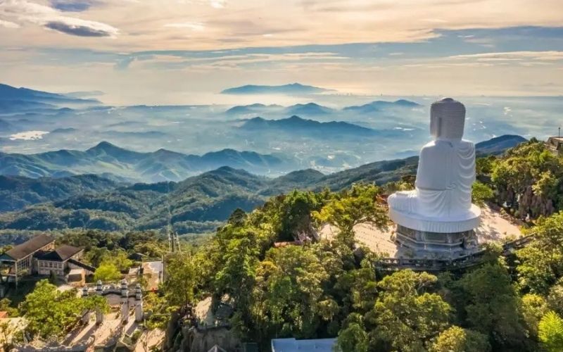 Bà Nà Hills Từ A Đến Z: Kinh Nghiệm Khám Phá Điểm Đến Hàng Đầu Đà Nẵng