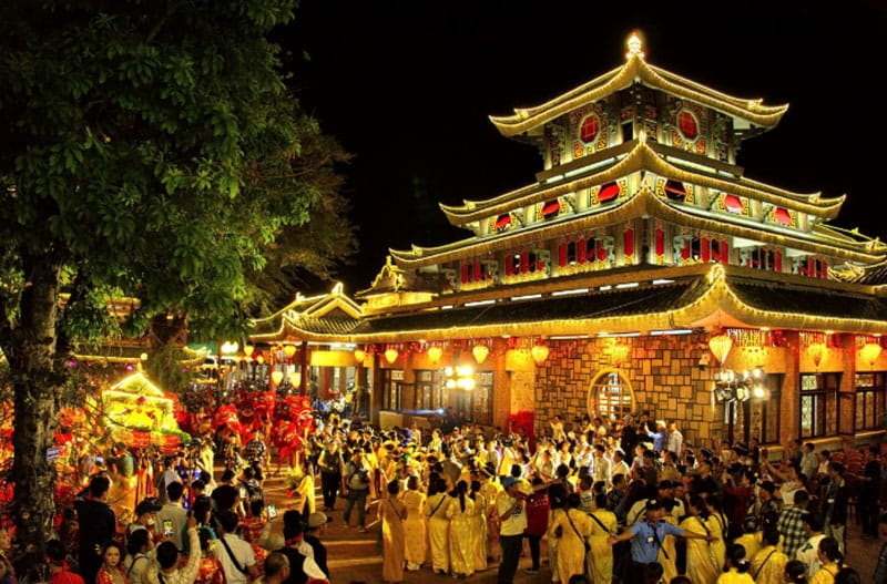 Miếu Bà Chúa Xứ - Điểm Hành Hương Nổi Tiếng Miền Tây